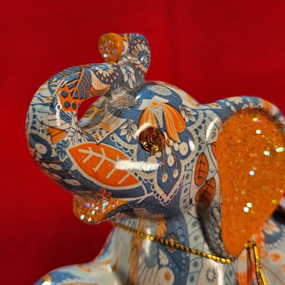 Stylish Sophistication of the Paisley Patterned Elephant Collection by Hamilton - Picture 2 of 10